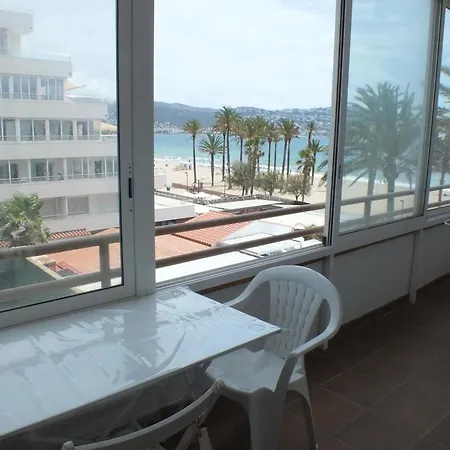 En Roses: Terraza, Piscina, 6 Pers. - Es-204-74