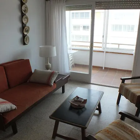 En Roses: Terraza, Piscina, 6 Pers. - Es-204-74 Apartmán *