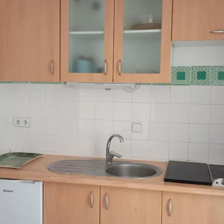 Apartment En Roses: Terraza, Piscina, 6 Pers. - Es-204-74 Roses