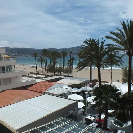 En Roses: Terraza, Piscina, 6 Pers. - Es-204-74 Roses