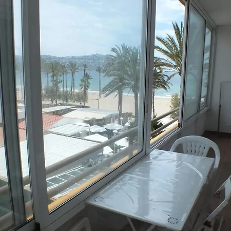 En Roses: Terraza, Piscina, 6 Pers. - Es-204-74 * Roses