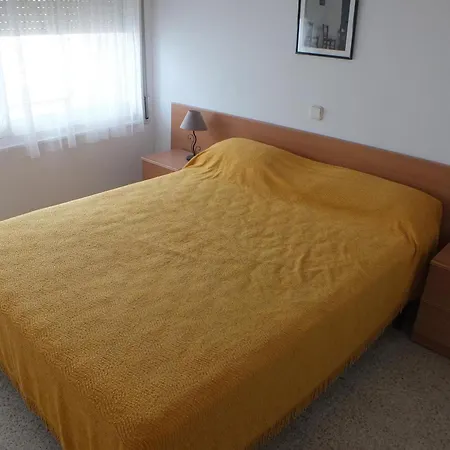 En Roses: Terraza, Piscina, 6 Pers. - Es-204-74